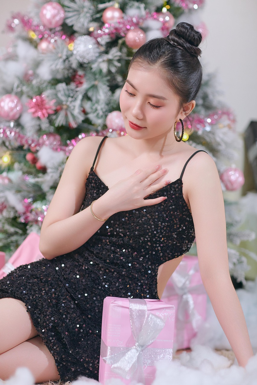 社会人彼氏に喜ばれる高級クリスマスプレゼントのサプライズアイデアは？